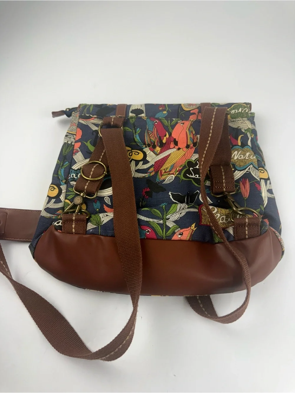 Sakroots Women’s Convertible Signature Peace Print Backpack/Crossbody Bag/Purse - Picture 5 of 6